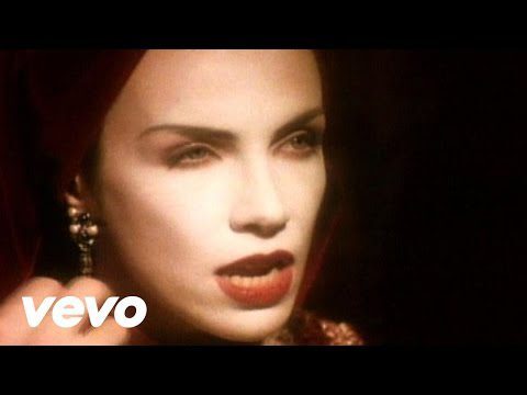 Annie Lennox – Walking on Broken Glass
