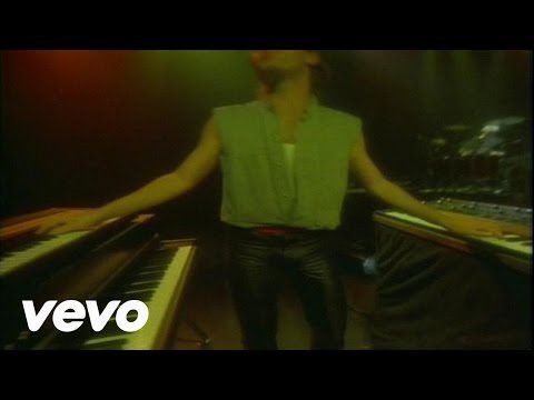 Bryan Adams – Run to You