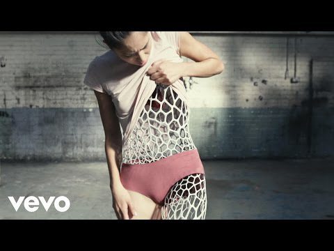The Chemical Brothers – Wide Open ft. Beck