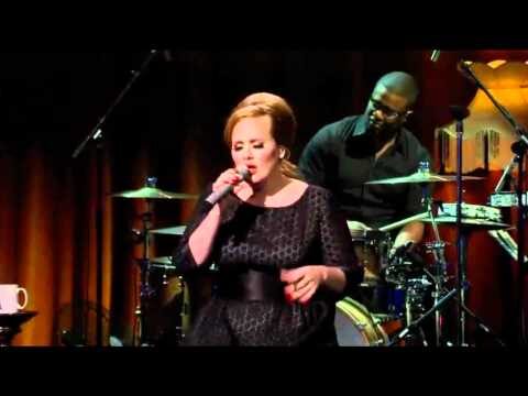 Adele – Lovesong (The Cure cover) Itunes Festival 2011 HD