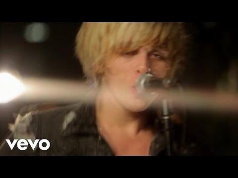 Stereo Skyline Tongue Tied